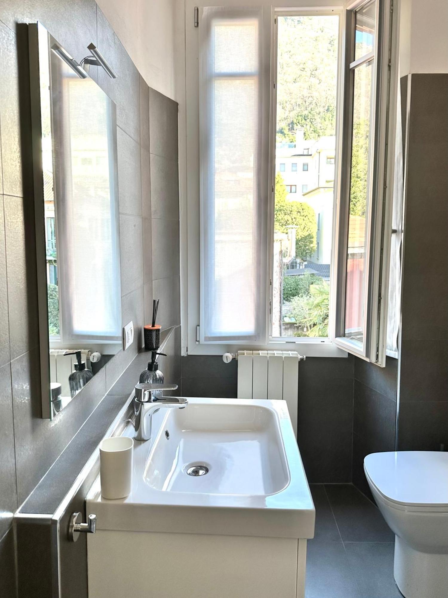 Apartament Dimora 6 Como Zewnętrze zdjęcie